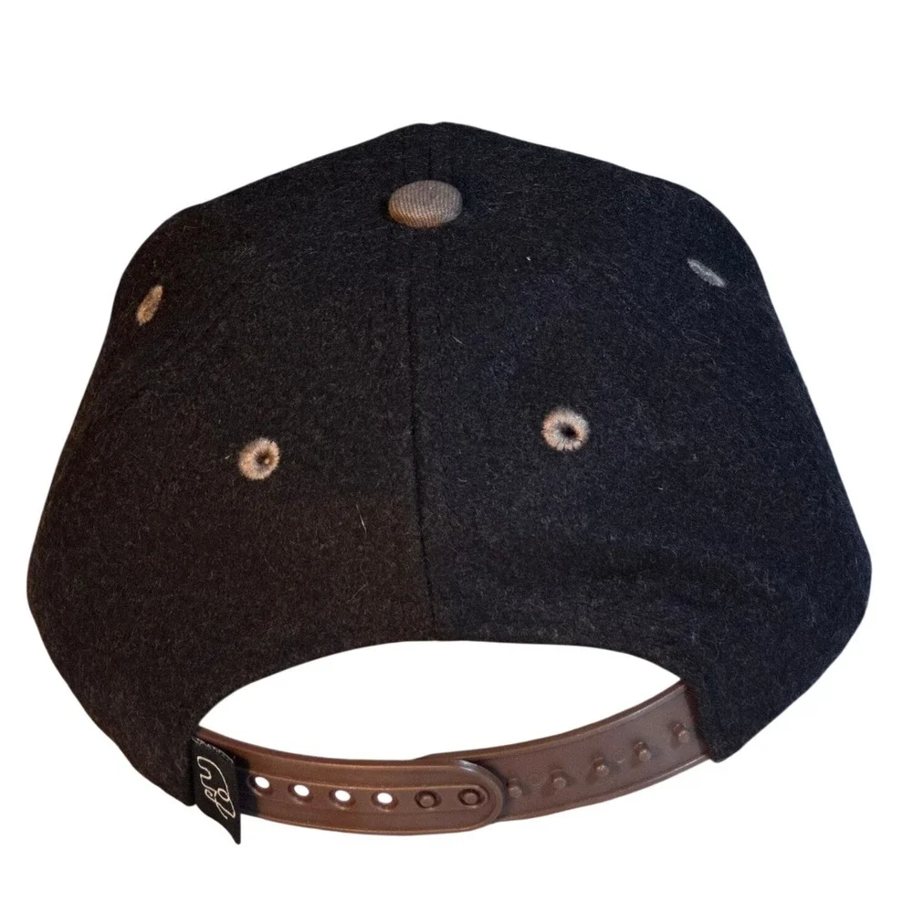 Jack & Winn Snapback Hat‎ Kids XS Black Brown Excellent Wool Blend Flat Brim